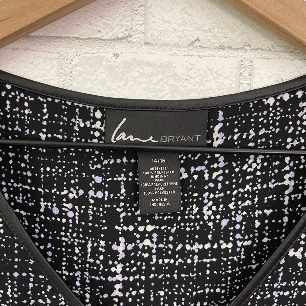 LANE BRYANT Black Spatter Pattern Leather Trim Hi-Low V-Neck Top - Picture 3 of 12